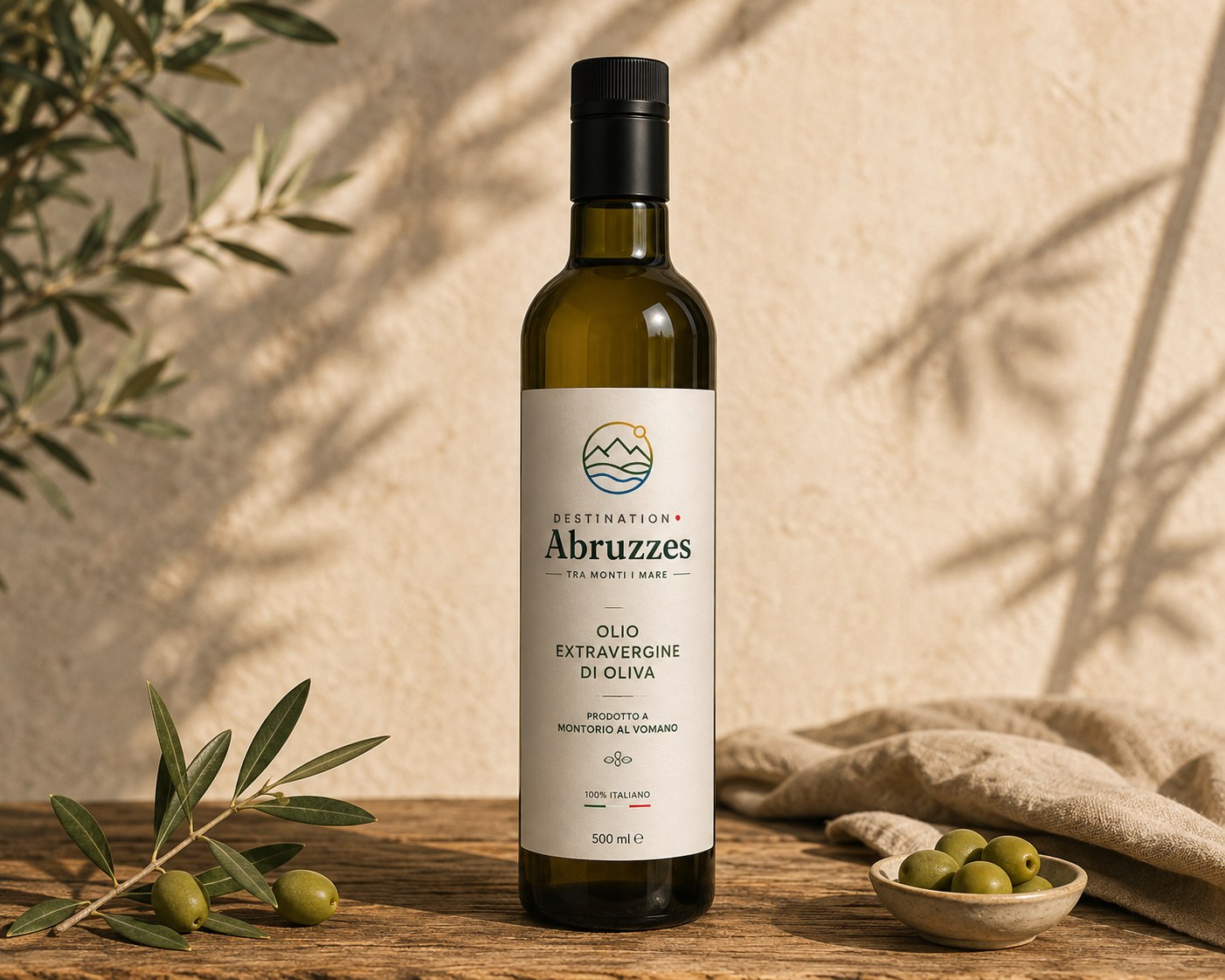 Bouteille d'huile d'olive extra vierge Destination Abruzzes, produite à Montorio al Vomano.